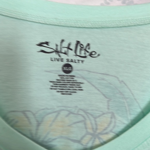 Long sleeve v neck from Salt Life - worn and washed once - Picture 2 of 4
